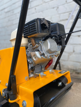  в прокат в Брянске. У нас лучшая цена за сутки! Возможность взять в аренду с выгодной скидкой до 40% при экспресс доставке 24/7. И помните, ночью стоимость еще дешевле на 30%! #арендапрокат #виброплита #выгодно