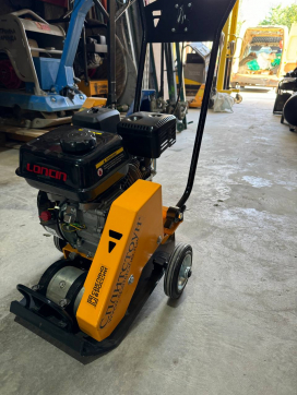  в прокат в Брянске. У нас лучшая цена за сутки! Возможность взять в аренду с выгодной скидкой до 40% при экспресс доставке 24/7. И помните, ночью стоимость еще дешевле на 30%! #арендапрокат #виброплита #выгодно