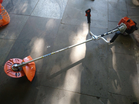  в прокат в Брянске. У нас лучшая цена за сутки! Возможность взять в аренду с выгодной скидкой до 40% при экспресс доставке 24/7. И помните, ночью стоимость еще дешевле на 30%! #арендапрокат #виброплита #выгодно