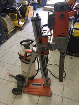  в прокат в Брянске. У нас лучшая цена за сутки! Возможность взять в аренду с выгодной скидкой до 40% при экспресс доставке 24/7. И помните, ночью стоимость еще дешевле на 30%! #арендапрокат #виброплита #выгодно